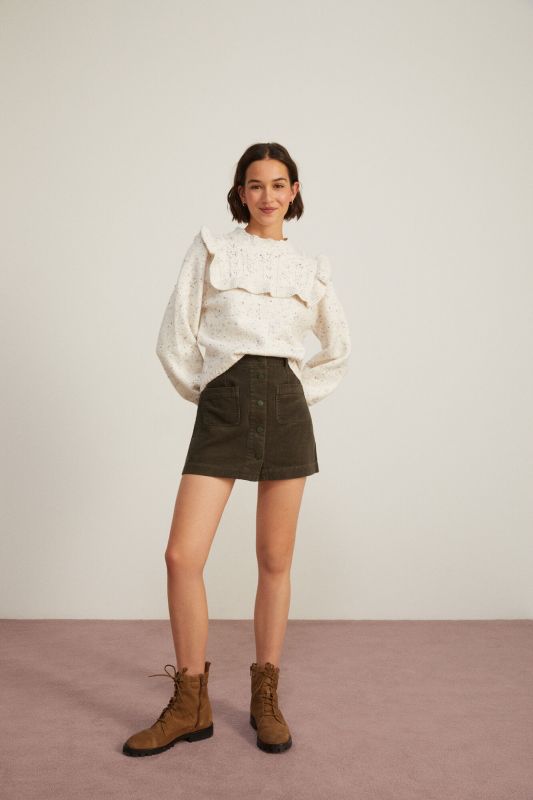 Jumper with embroidery and ruffles