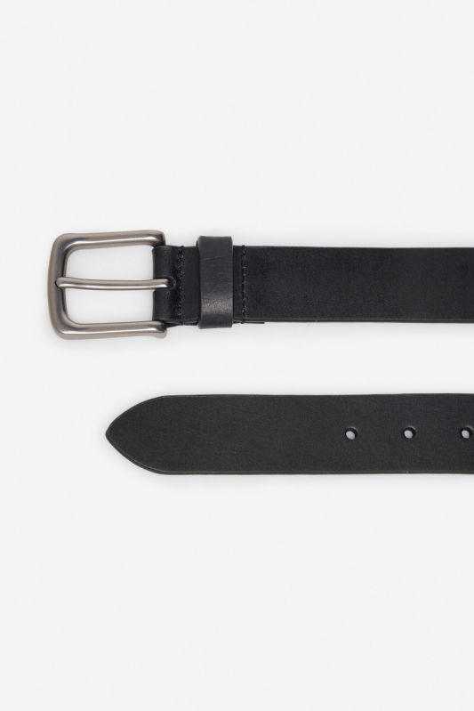 Leather sports belt