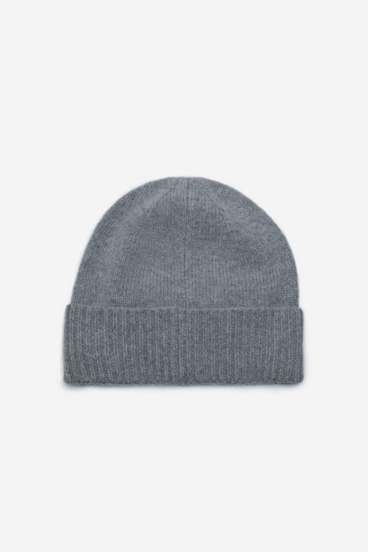 Plain knit hat