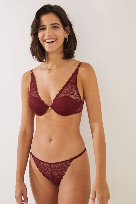 Classic maroon strappy lace panty