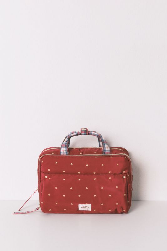 Hügieeenitarvete kohver