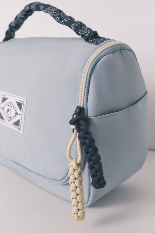 Kosmeetikakott 20x26x13cm