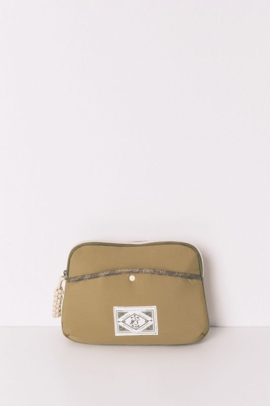 Kosmeetikakott 18x26x6cm