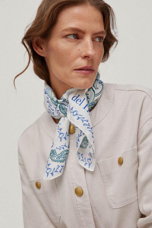 Marine motif print shawl
