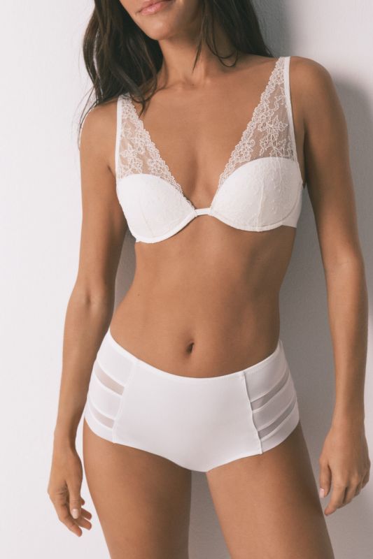 Vormivad aluspüksid