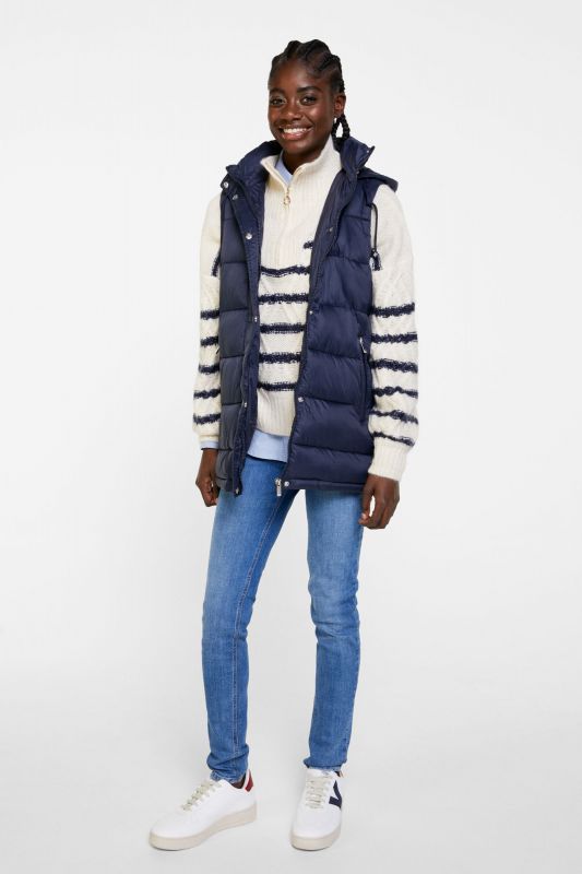 Reconsider quilted gilet