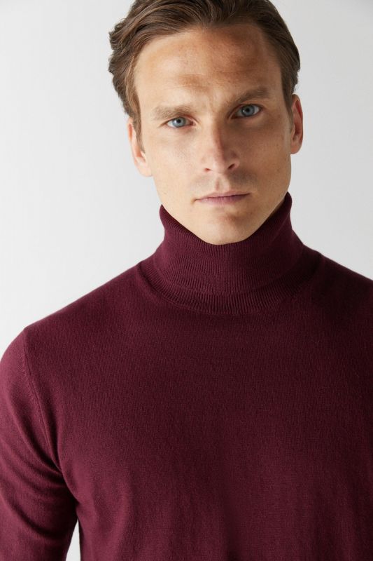 Cotton/cashmere polo neck jumper